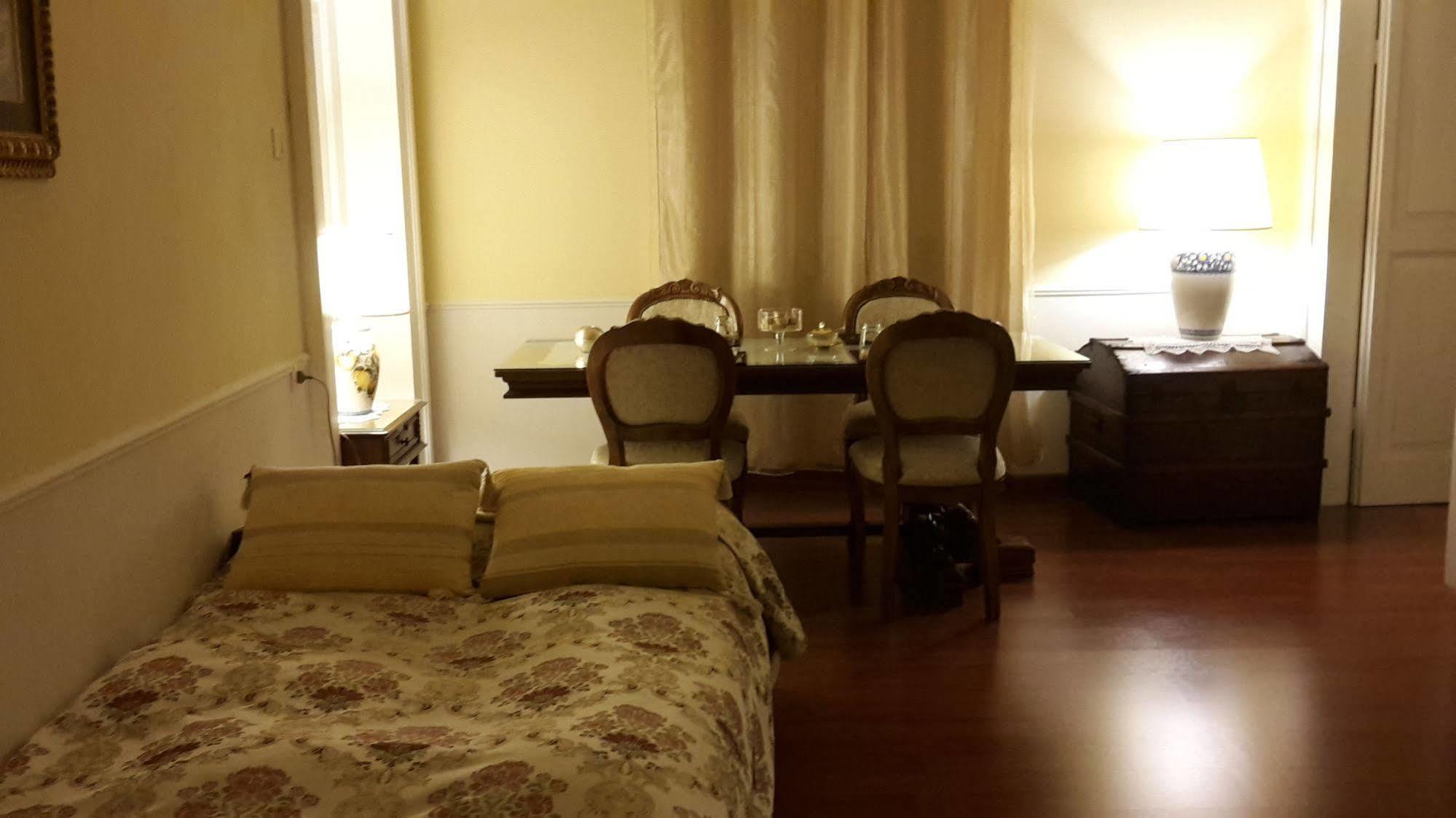 Palazzo Salini - Appartamento Familiare スルモナ エクステリア 写真
